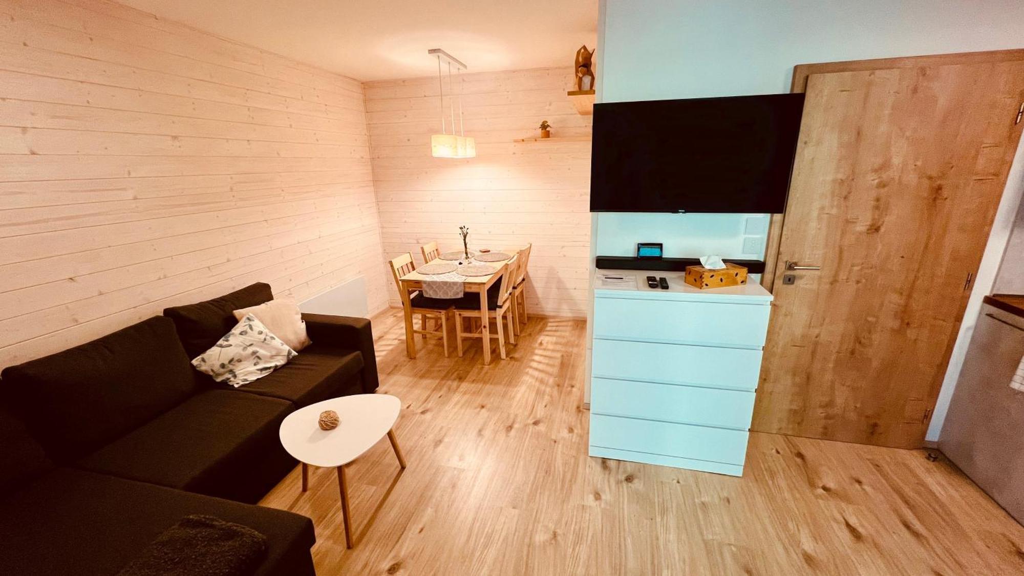 Benesov nad Cernou #Apt23 - Apartman 23 - Novohradske Hory מראה חיצוני תמונה